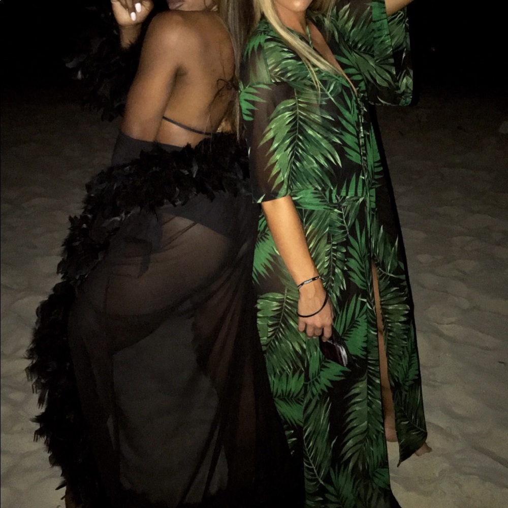 Green and black beach cover up + swimsuit